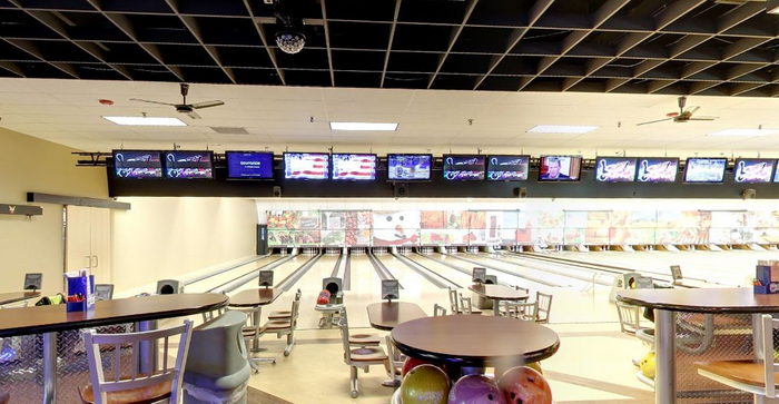Spare Time Entertainment Center (Holiday Lanes) - Web Listing